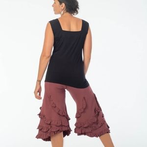 Caraucci brand ruffle bloomers in plum color festival ware